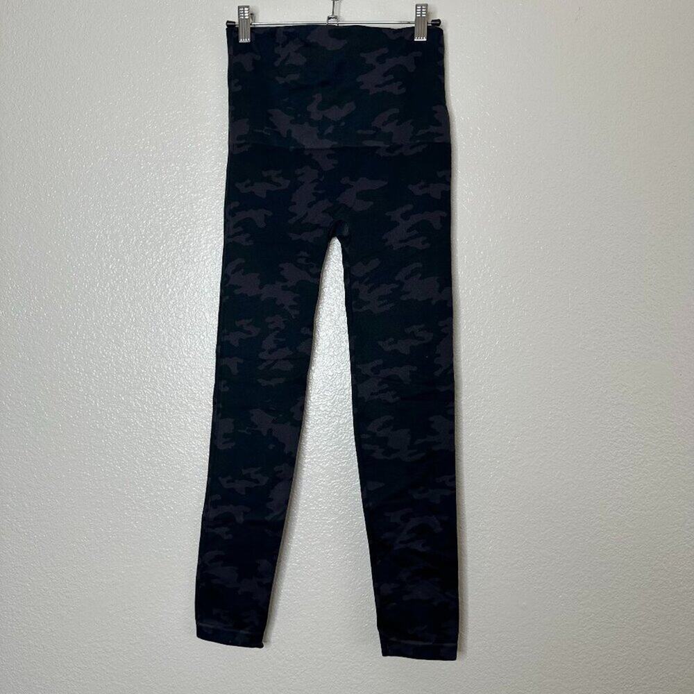 Spanx Camo Look At Me Now Seamless Leggings XL
